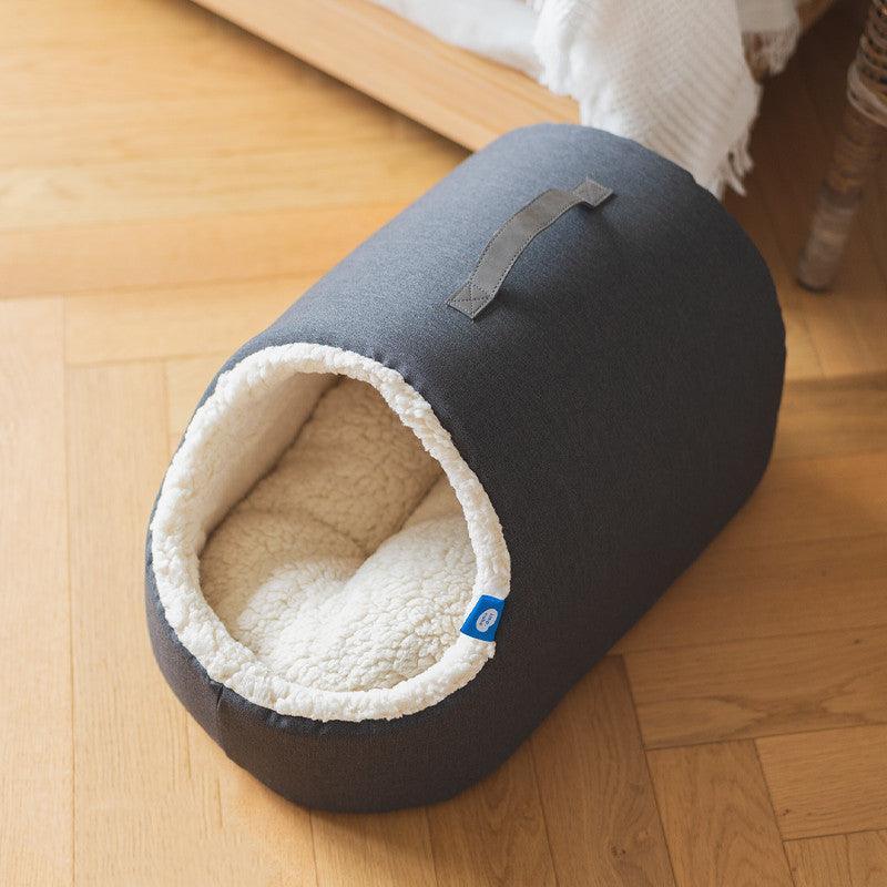 Cozyhaven Winter Cat Retreat