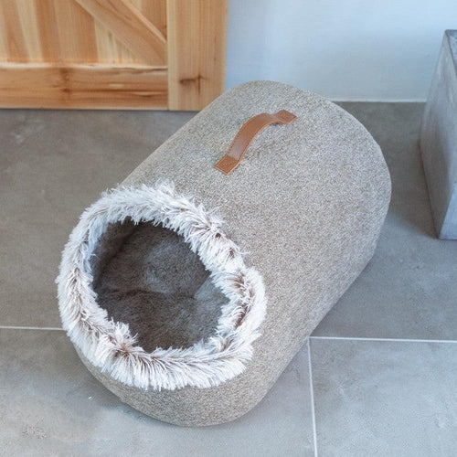 Cozyhaven Winter Cat Retreat