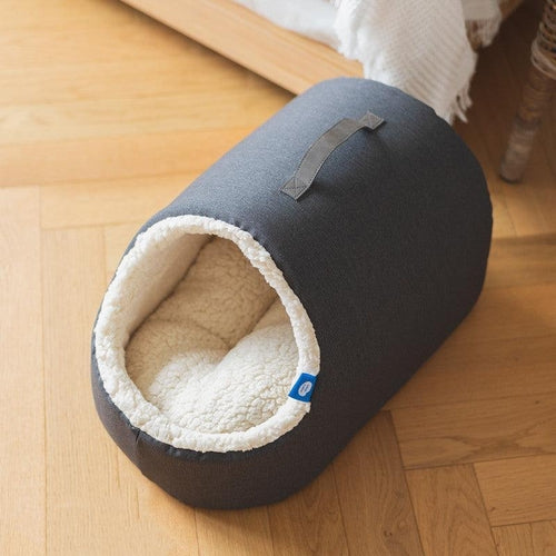 Cozyhaven Winter Cat Retreat